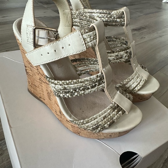 Wedge Sandals  - Aldo - Picture 3 of 4